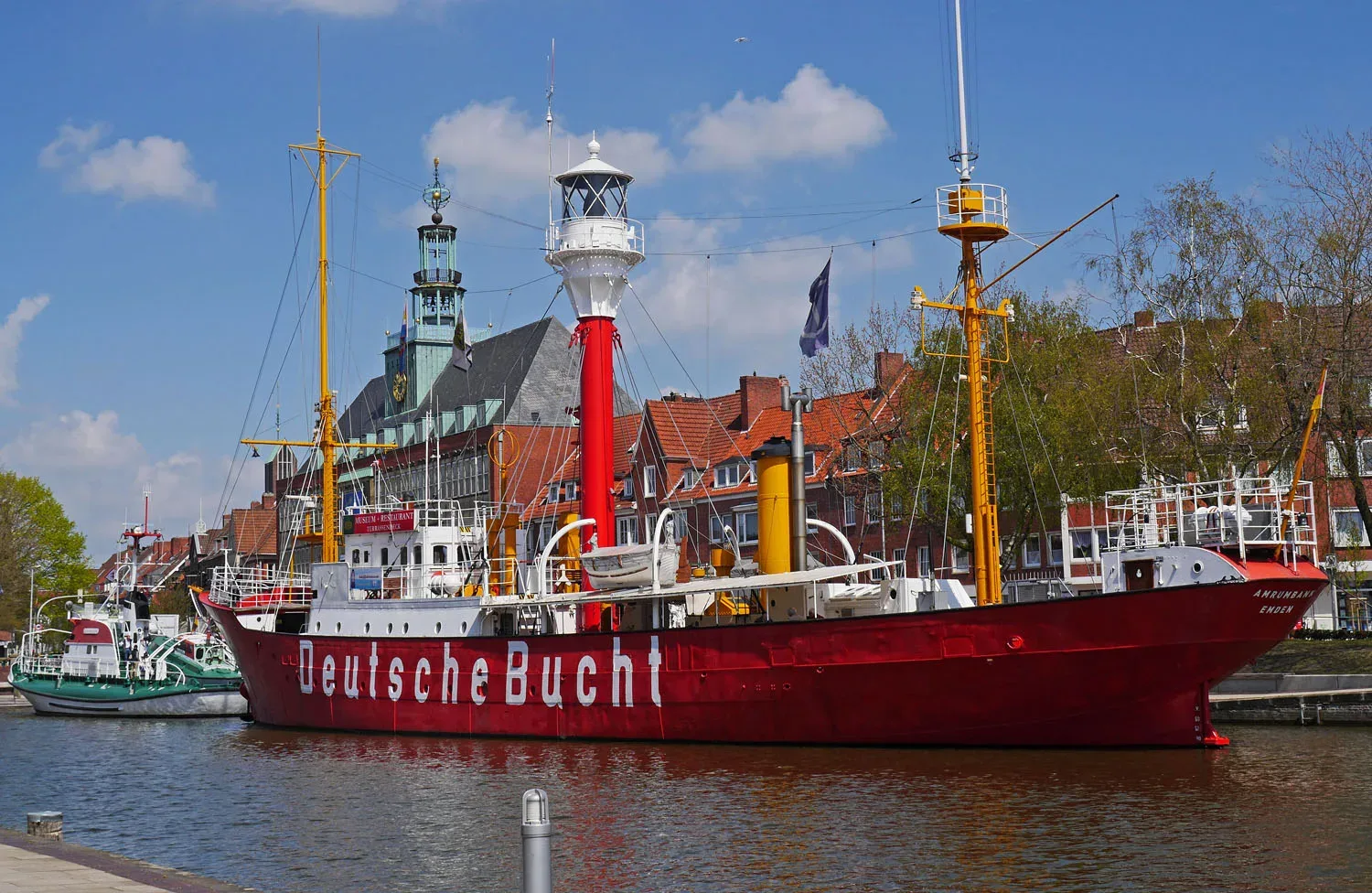Feuerschiff, heiraten an der Nordsee, Hochzeit Nordsee, Standesamt Emden, standesamtlich heiraten Emden, heiraten an der Küste, Hochzeit Nordsee, Inselhochzeit, Küstenhochzeit, Strandhochzeit