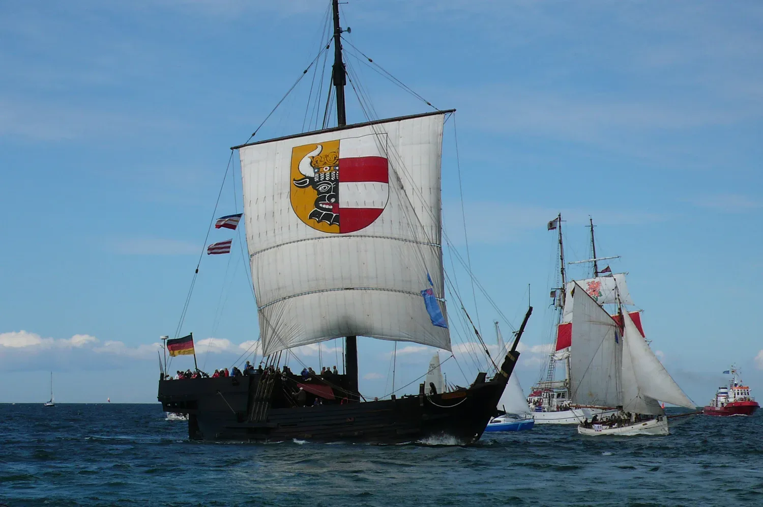 Poeler Kogge „Wissemara“, Außentraustelle Wismar, Standesamt Wismar, standesamtlich heiraten Wismar, heiraten auf Schiff, Hochzeitsschiff Wismar, Standesamt Ostsee, heiraten Ostsee
