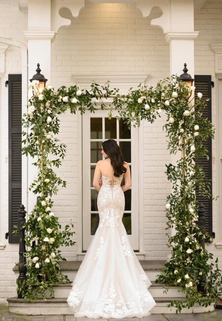 Martina Liana Kleid, figurbetontes Brautkleid, Braut, Hochzeit