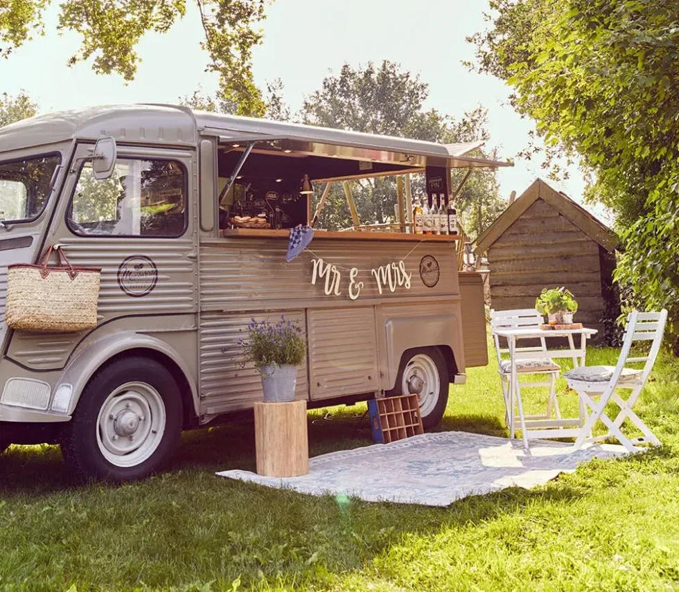 Foodtruck, Weddinglocation, Hochzeit feiern, Natur