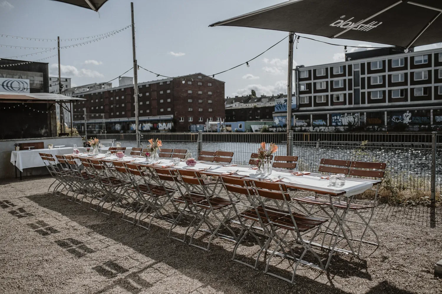 Tyde Studios, Hochzeit in Dortmund, Hochzeitslocation, Luftballons, Dortmund Hafen, Hochzeitslocation in Dortmund, Hochzeitslocation im Ruhrgebiet, Outdoor Hochzeit, Heiraten am Hafen, Heiraten in Dortmund