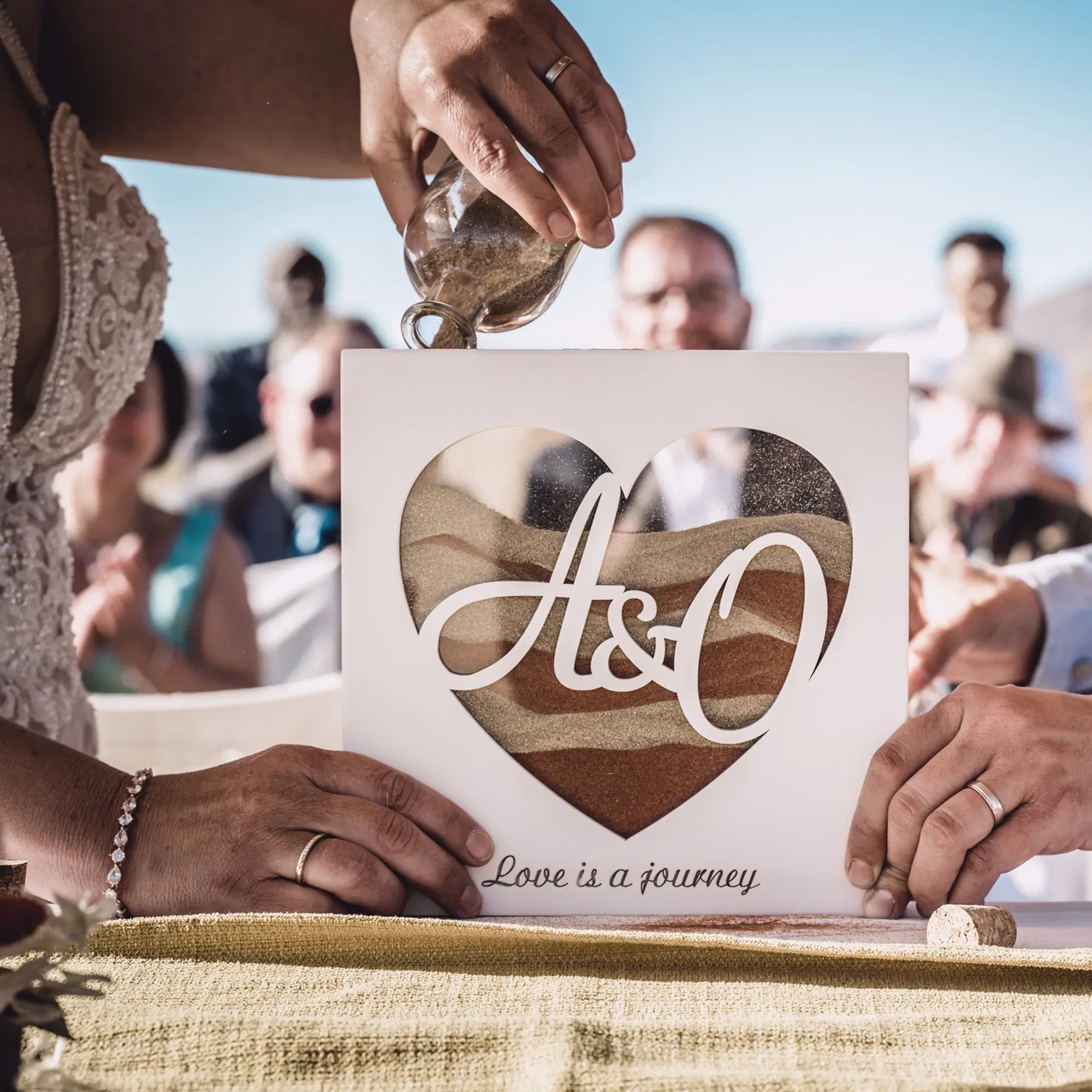 Sandritual bei einer Hochzeit