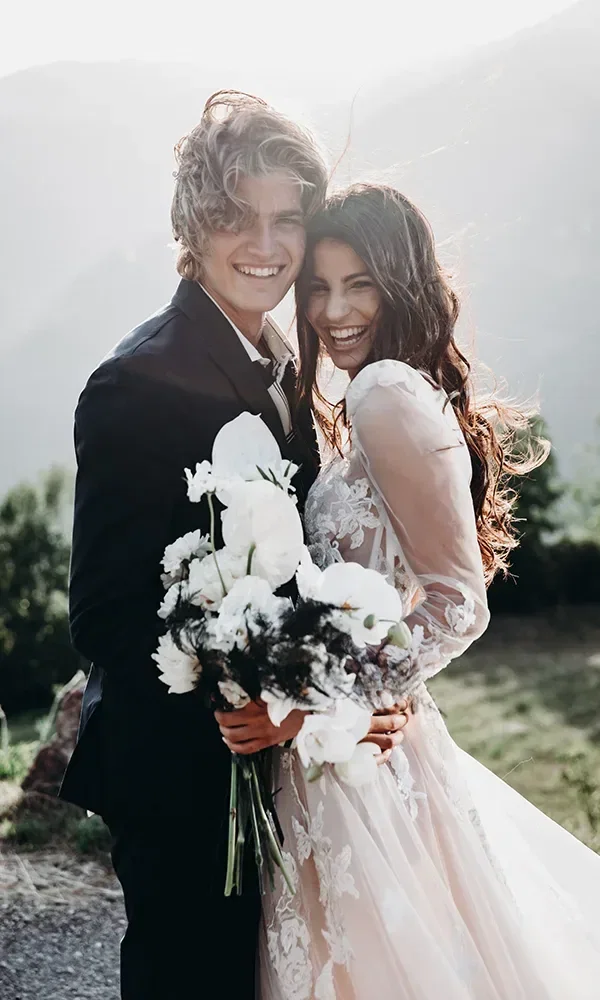 Hochzeitsfoto mit Braut und Bräutigam