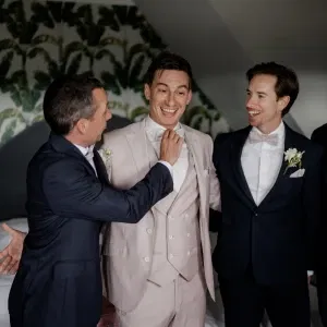 Groomsmen: Was machen deine Trauzeugen am großen Tag?