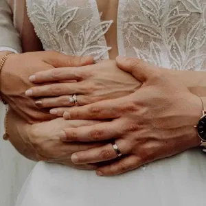 Sechs Brautpaare über ihre Trauringe