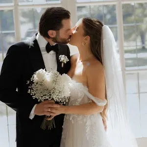 Laura und Thommy – Traumhafte Gartenhochzeit voller Emotionen in Bayern