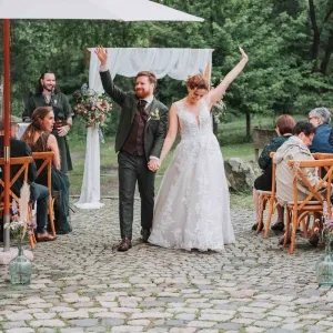 Eva-Maria (33) und Flo (37): Hochzeit in Münster im Herr der Ringe-Stil