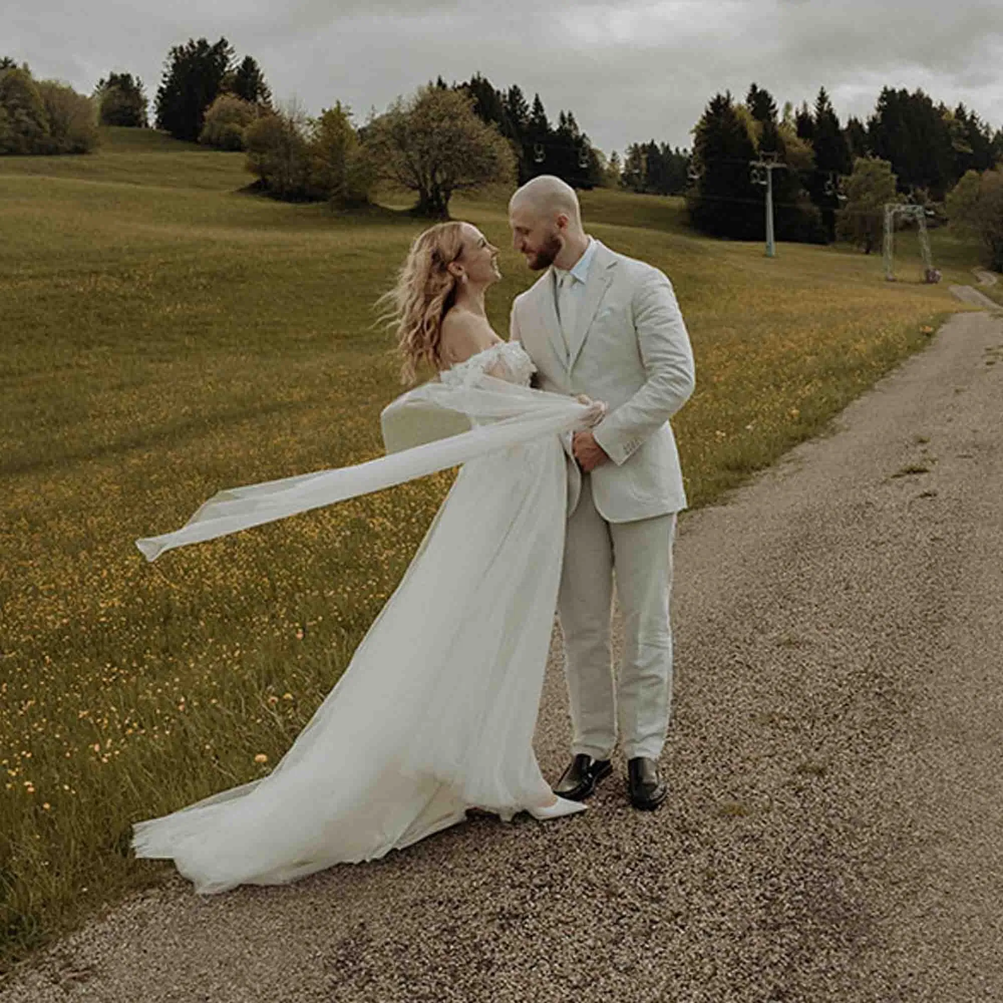 Clara-Luise (30) und Tobias (34): Traumhochzeit im Allgäu